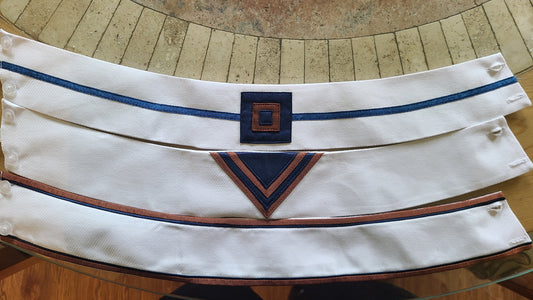 #U78 English Shirt White with Copper and Navy
