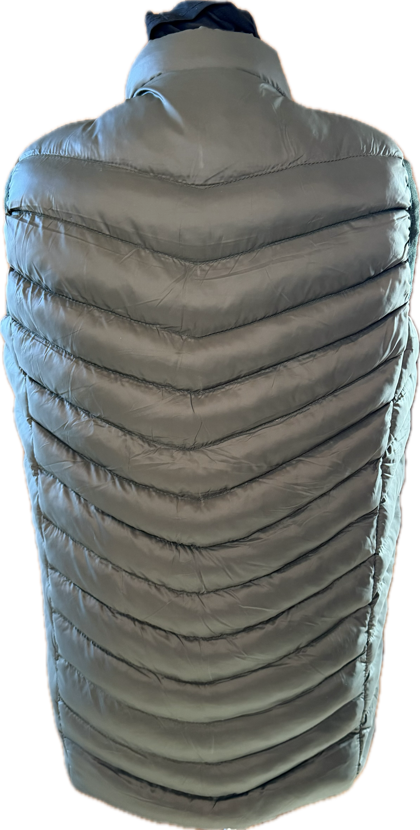 Men's Columbia Taupe Cowboy Couture Puff Embroidered Vest. Zip up front.