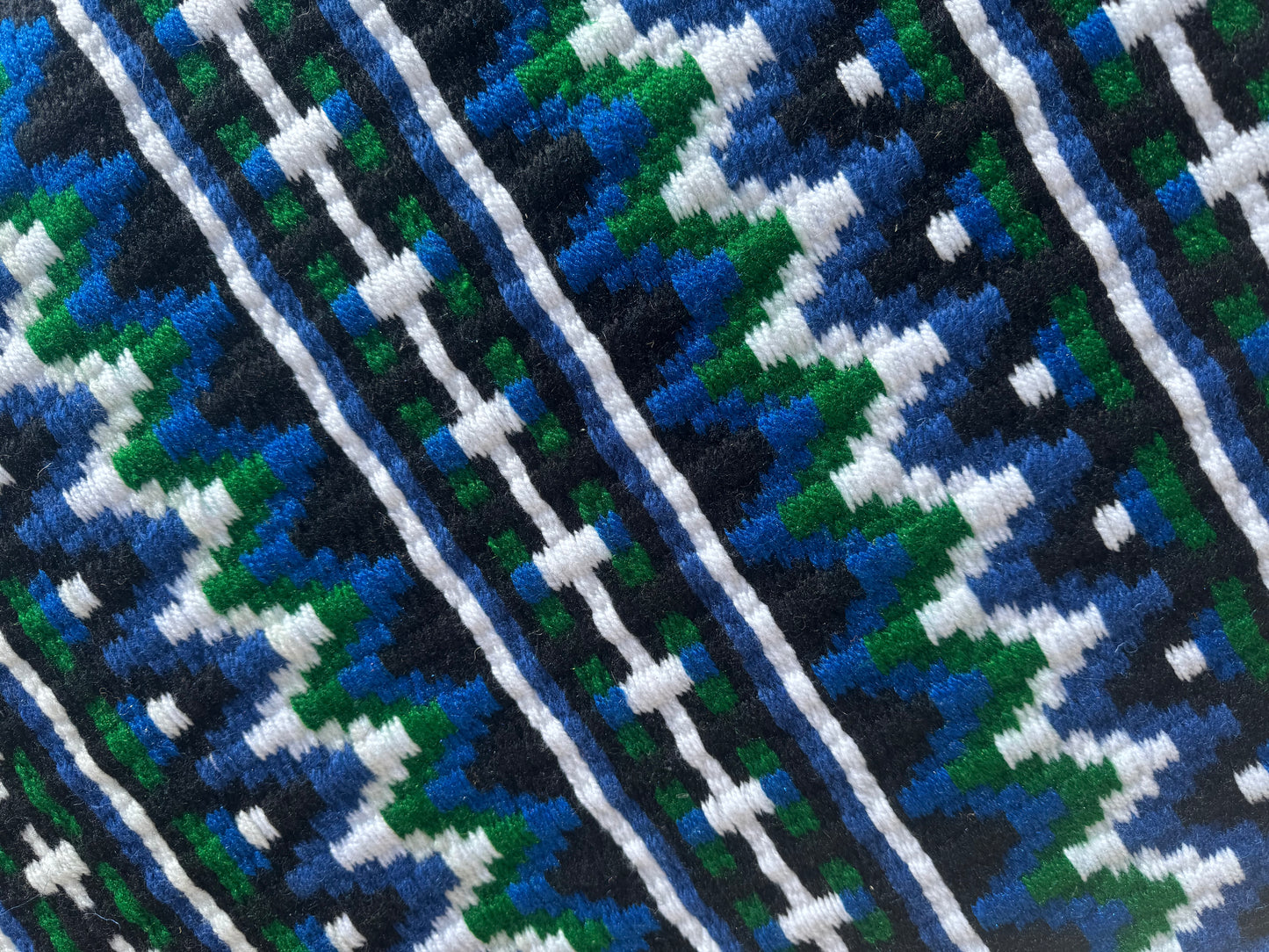 B356 Oversized Saddle Blanket Black, White, Royal Blue, Kelly Green