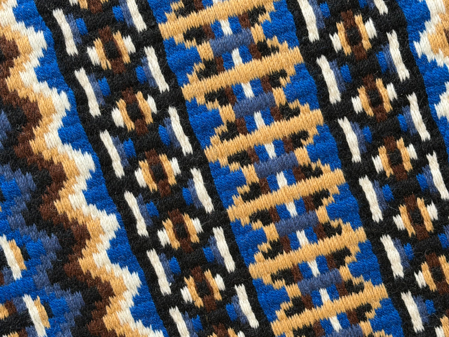 B617 Oversized Saddle Blanket Cadet Blue, Royal Blue, White, Black, Indian Tan, Sheep Skin, Chestnut Brown