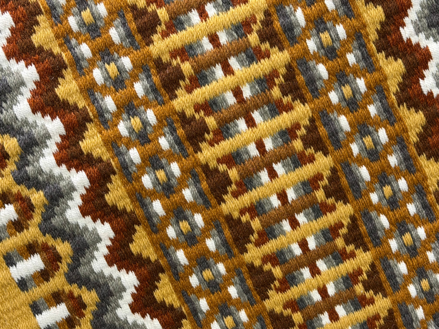 B605 Oversized Saddle Blanket Rust, Sheep Skin, White, Charcoal, Ash, Chestnut, Indian Tan
