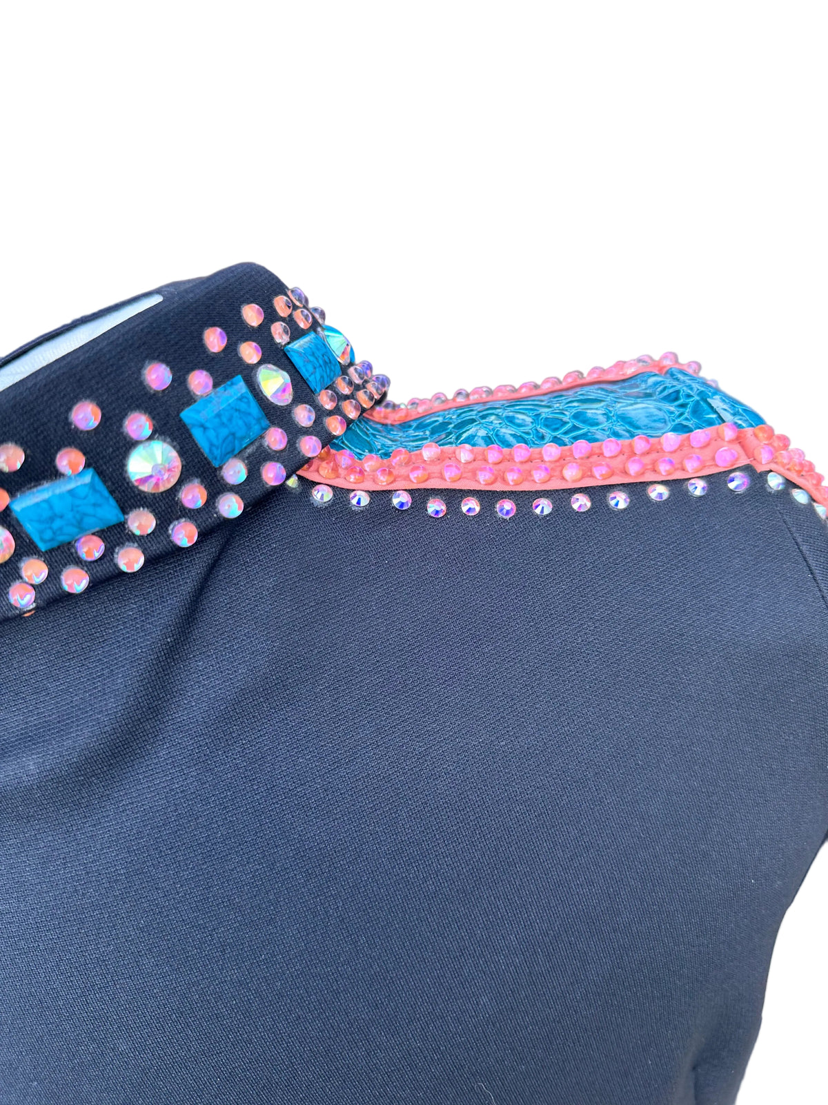 Size medium day shirt black, coral, turquoise