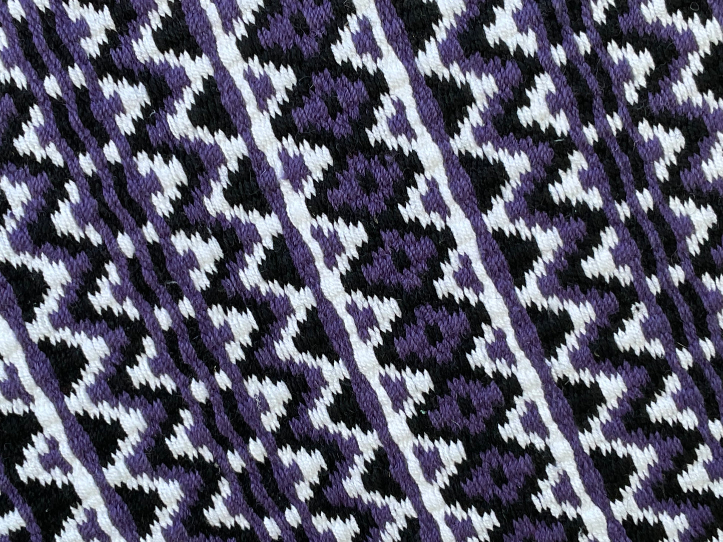 a123- Oversized Saddle blanket Show Purple Black and White