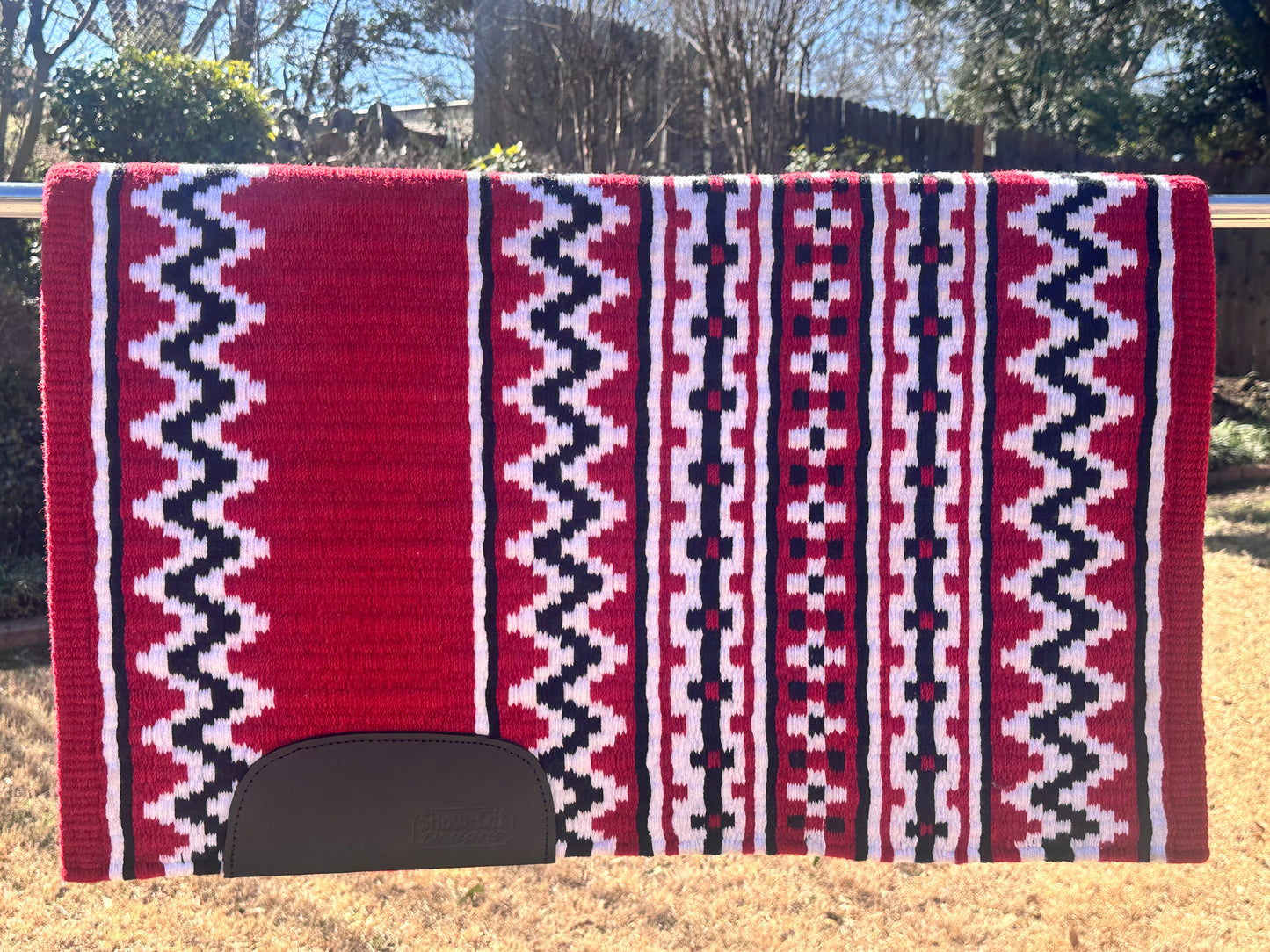 B150 Oversized Saddle Blanket red, black and white