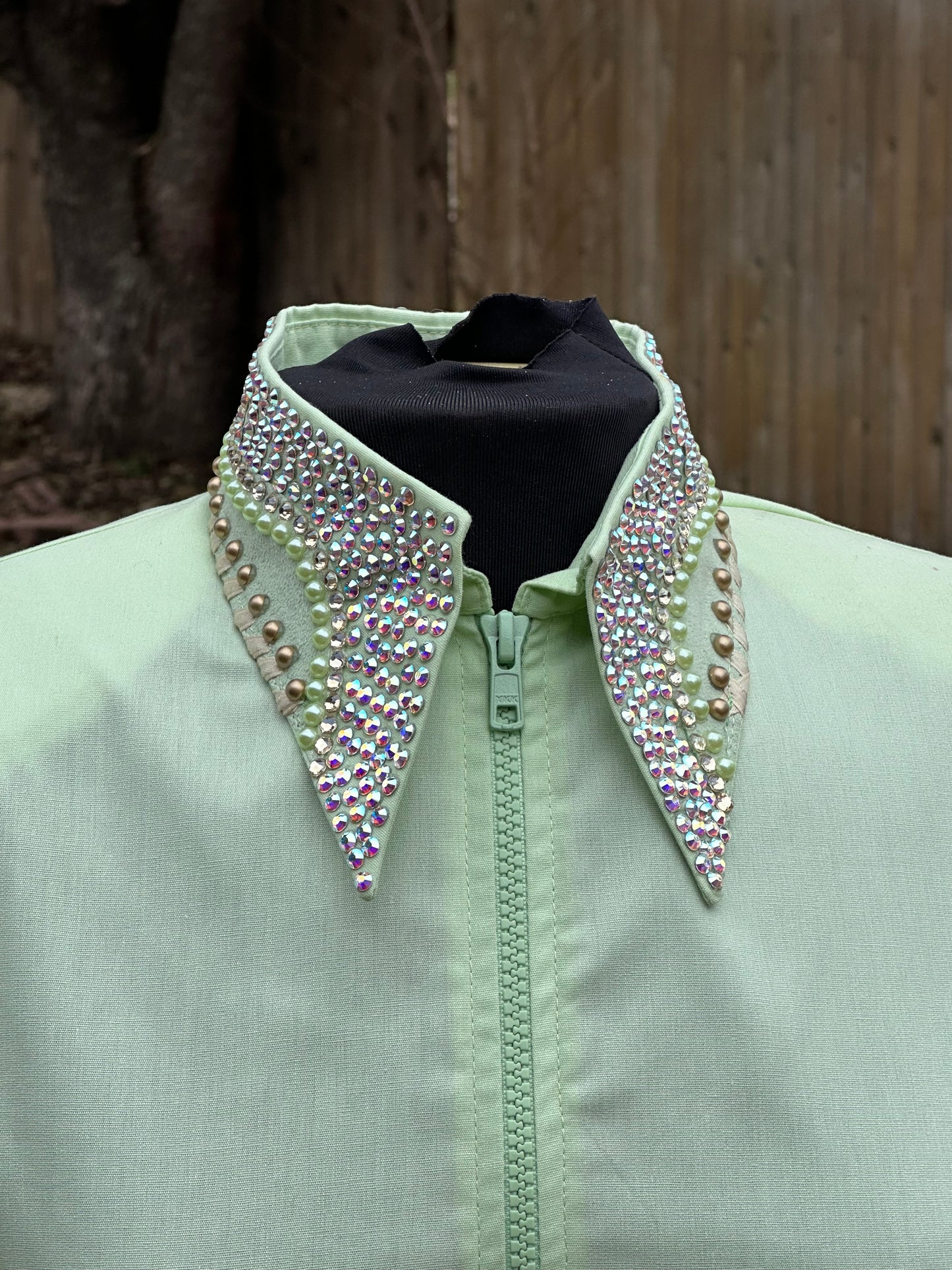 Size small shirt mint green cotton fabric with gorgeous collar!