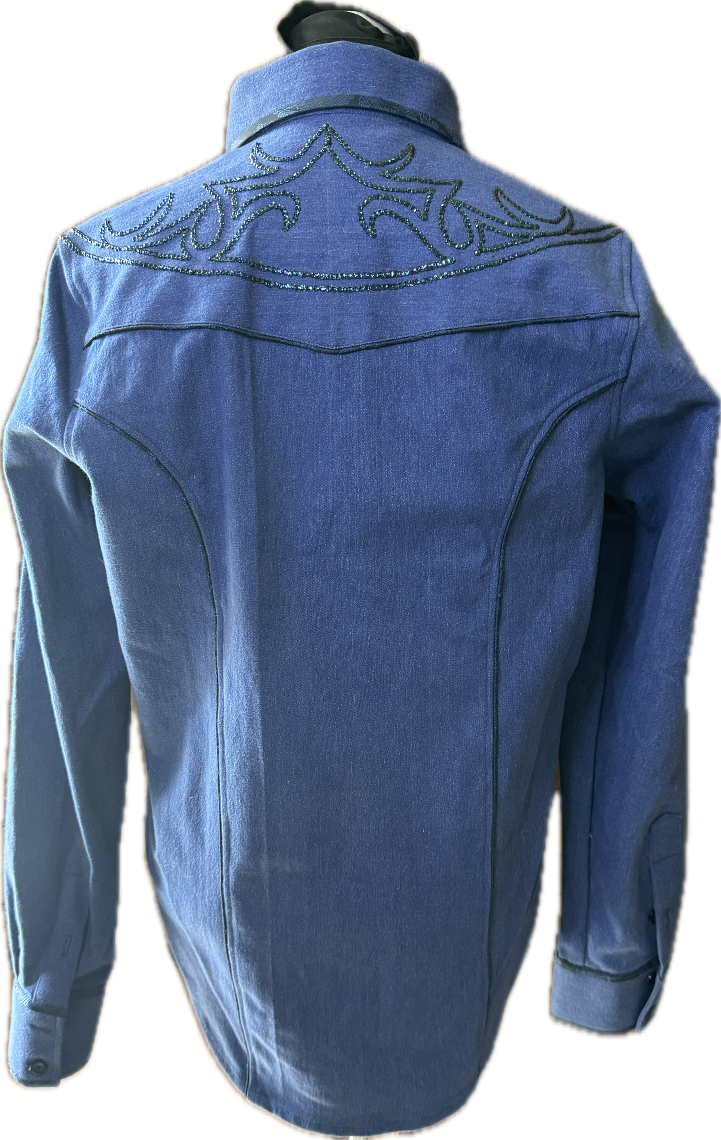 Size Large stretch denim retro design tone on tone shirt