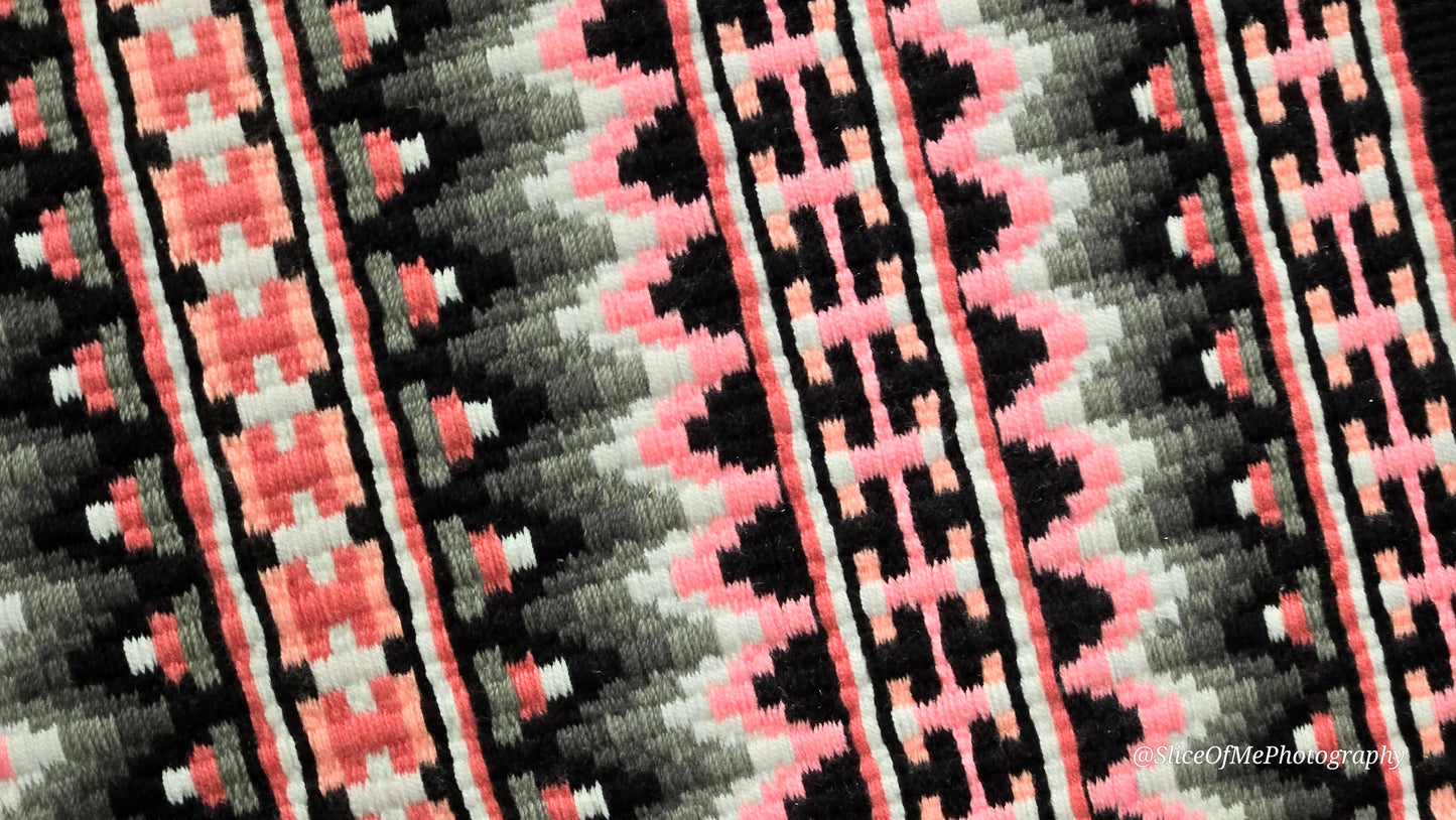 722 Oversized Saddle Blanket Black, charcoal, ash, coral, white