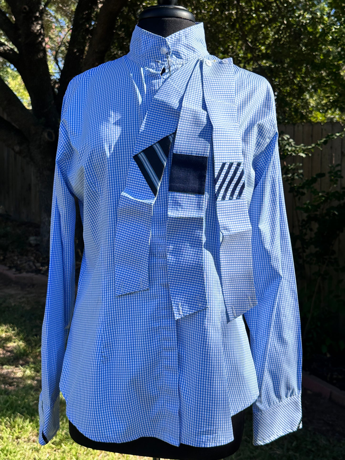 $534 English Shirt Size 40 white and blue check