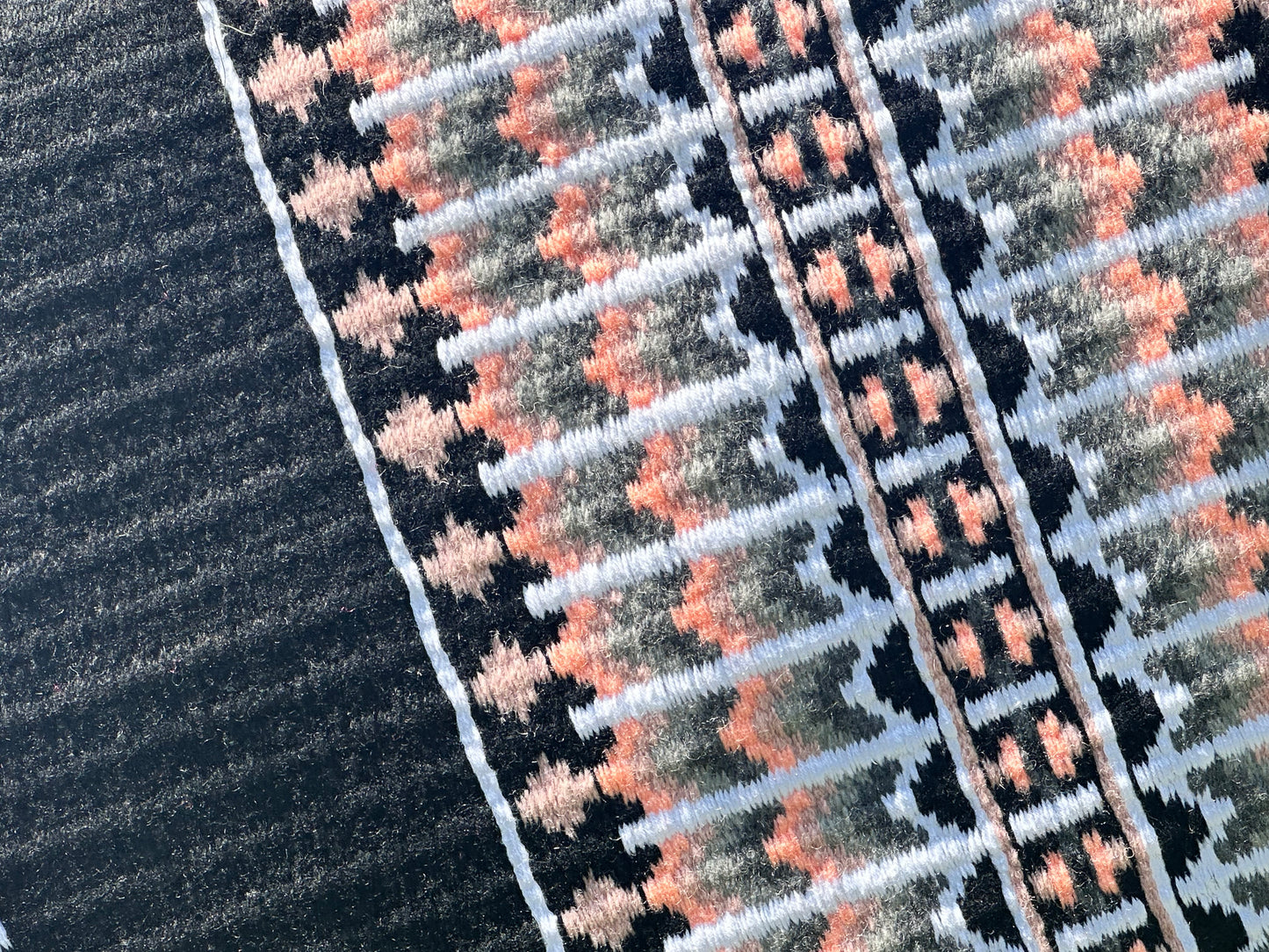 B199 Oversized Saddle Blanket black, white, ash, charcoal, peach ice