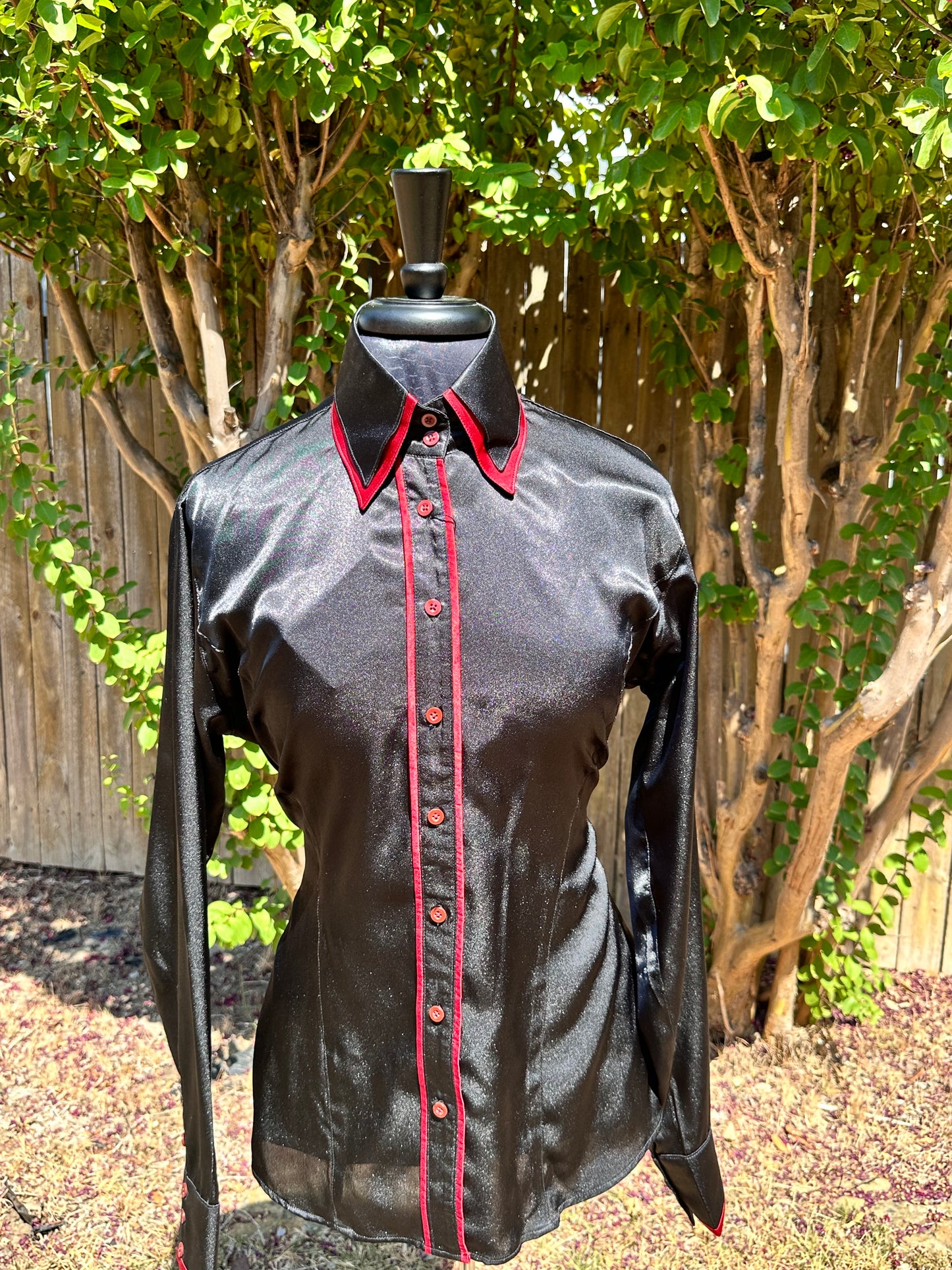 #bust40/satin Western Shirt black with red trims bust 40"