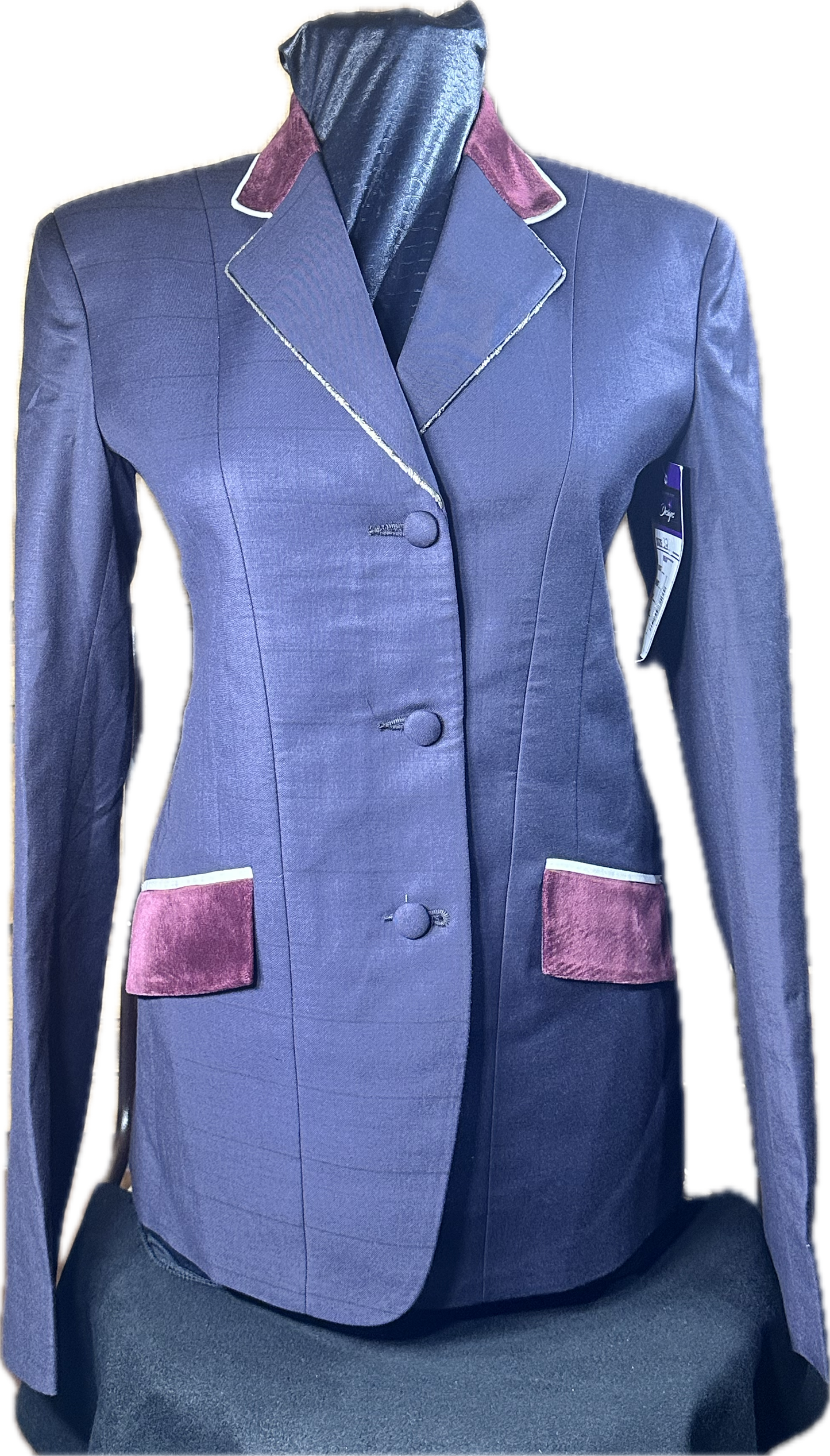 *32 Bust* Plum with plum trims. Hidden zipper behind the buttons