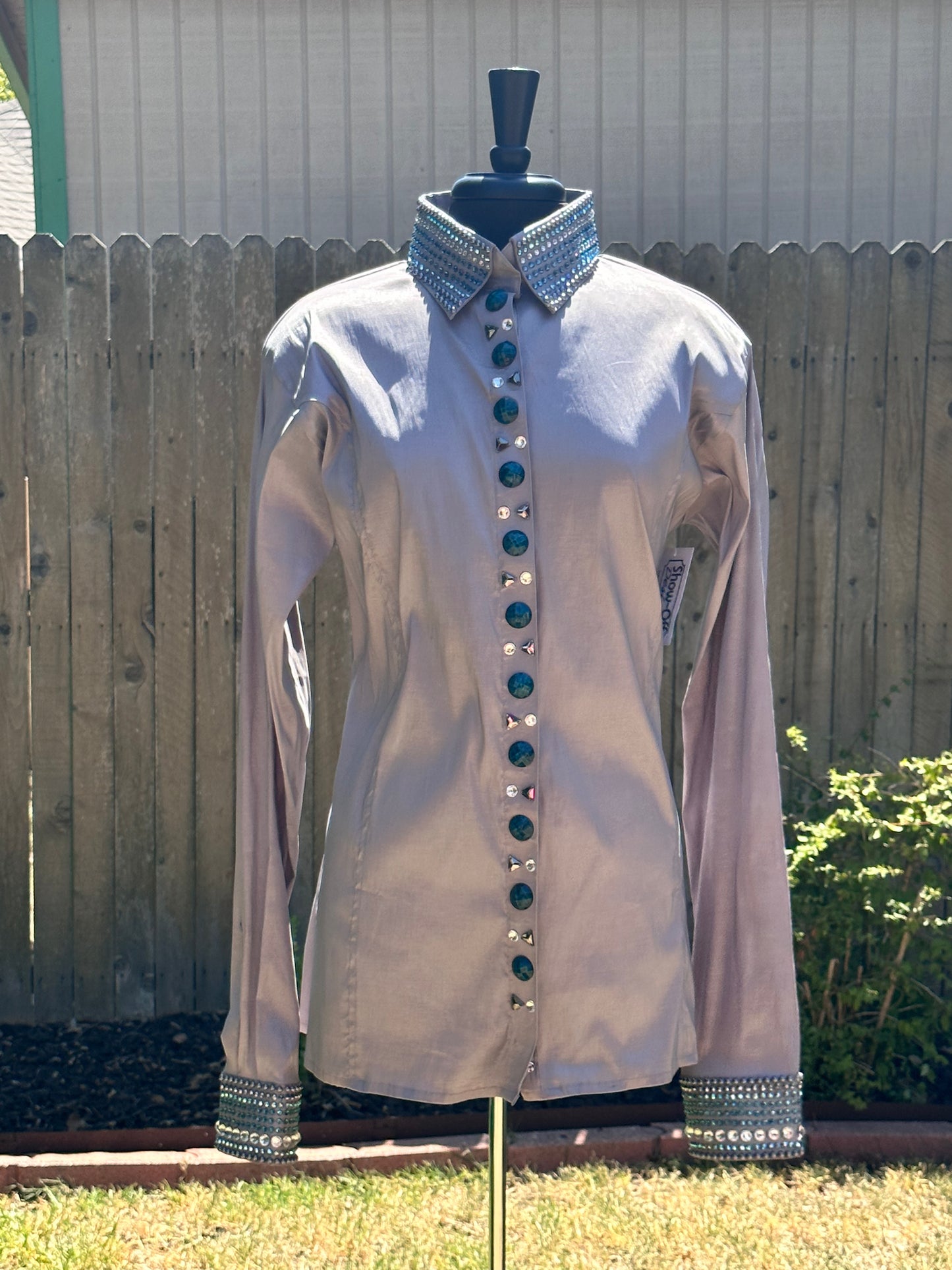 Size 4X day shirt silver and teal hidden zipper stretch taffeta