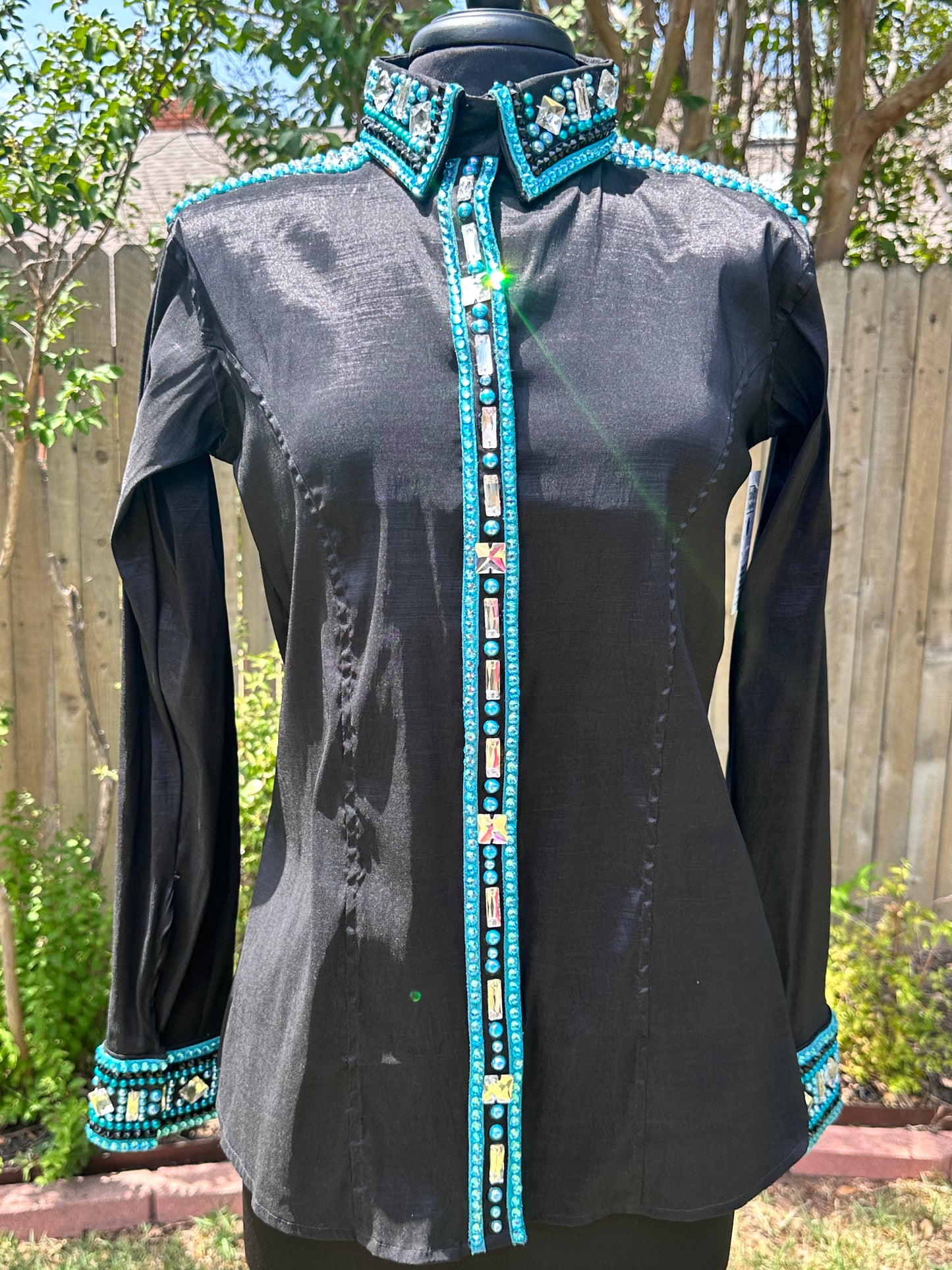Size medium day shirt black and aqua blue hidden zipper stretch taffeta