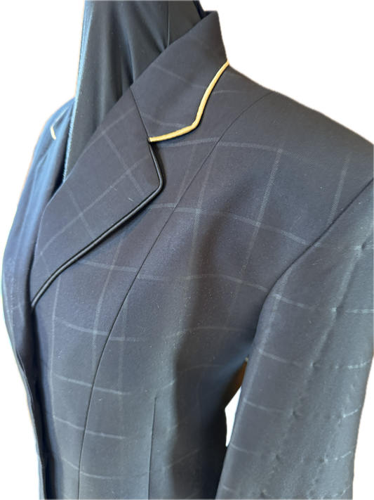 *40 Bust* Black Big Box with Gold Piping