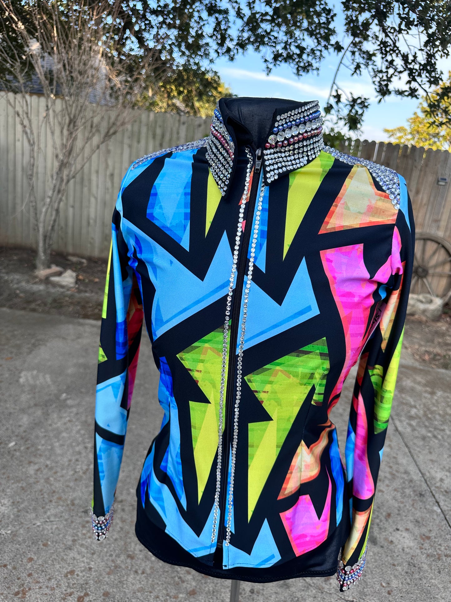 Size medium day shirt multi color fun! Front zip with crystal bling delight!