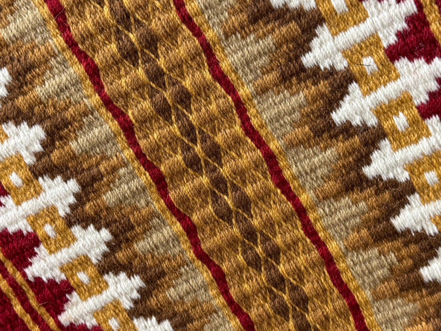B219 Oversized Saddle Blanket Show Red, Gold, brown, cream, indian tan