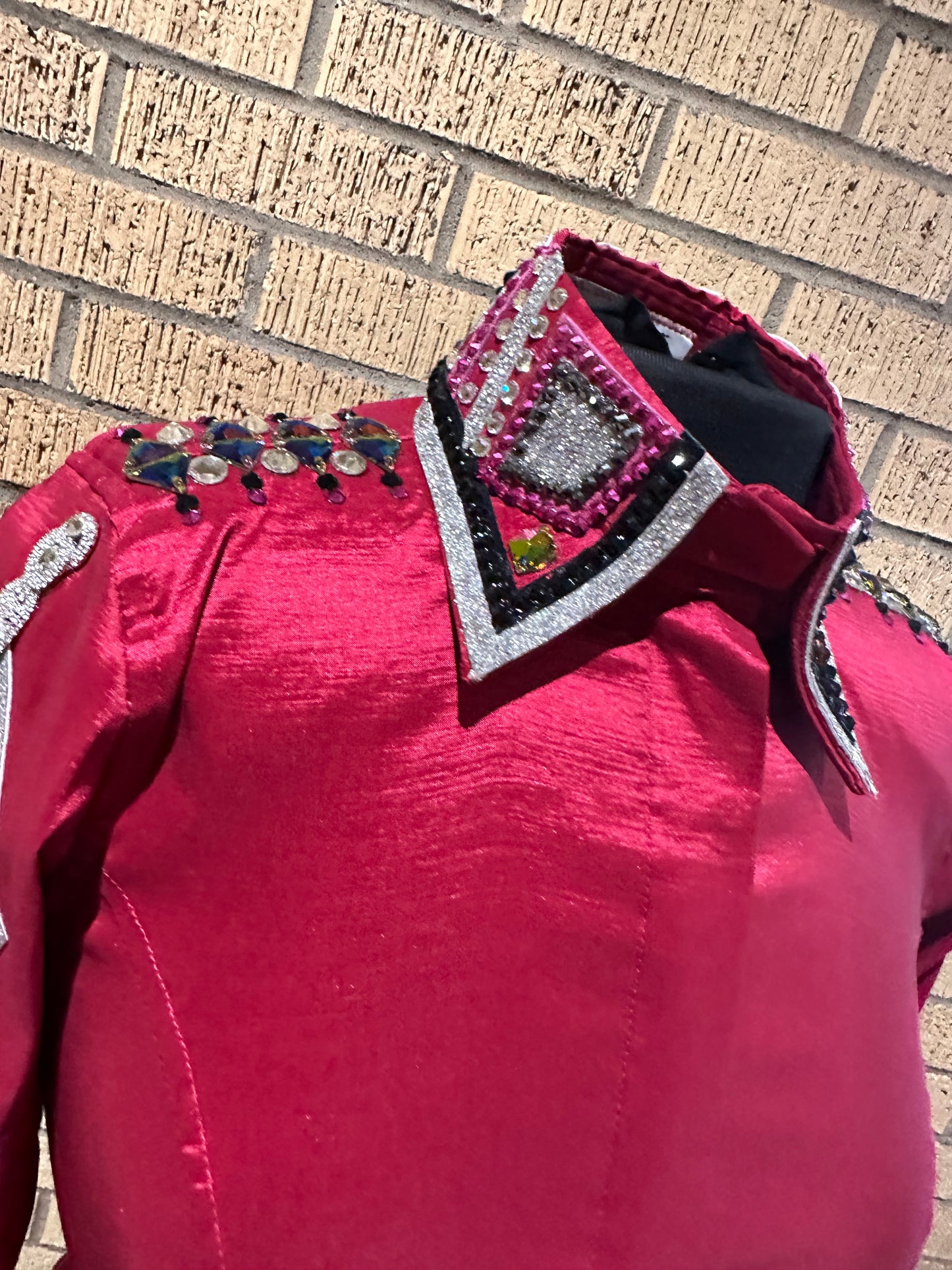 Extra Small day shirt. Stretch taffeta hidden zipper cranberry with tons of bling