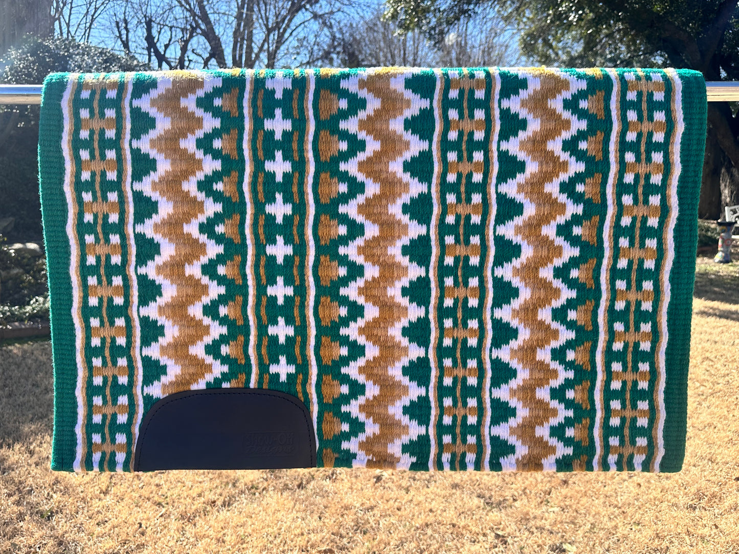 B148 Oversized Saddle Blanket kelly green, white, caramel, gold