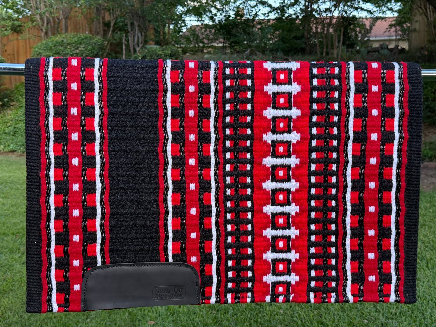 B535 Oversized Saddle Blanket Black, Dark Red, Show Red, White, Black Metallic