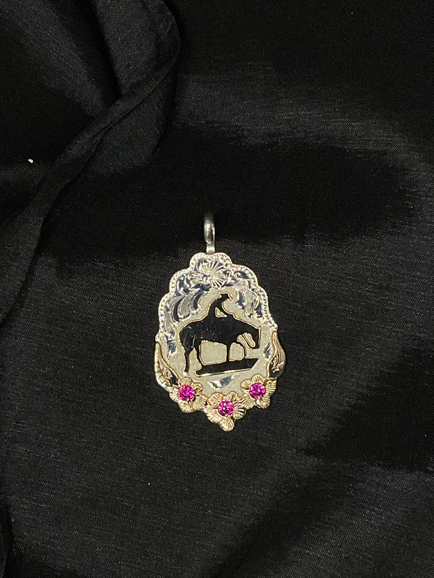 Silver By Wanda #4B  P36TR Trail horse pendant with gold floral design and red cz stone (Copy)