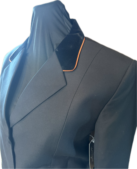 *40 Bust* Black with Rust Piping