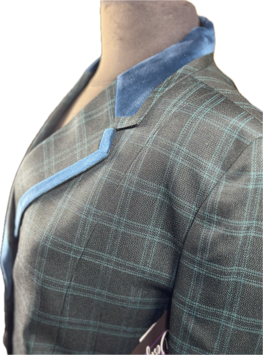 *40 Bust* Black and hunter green plaid with velvet trims with hidden zipper behind the buttons.