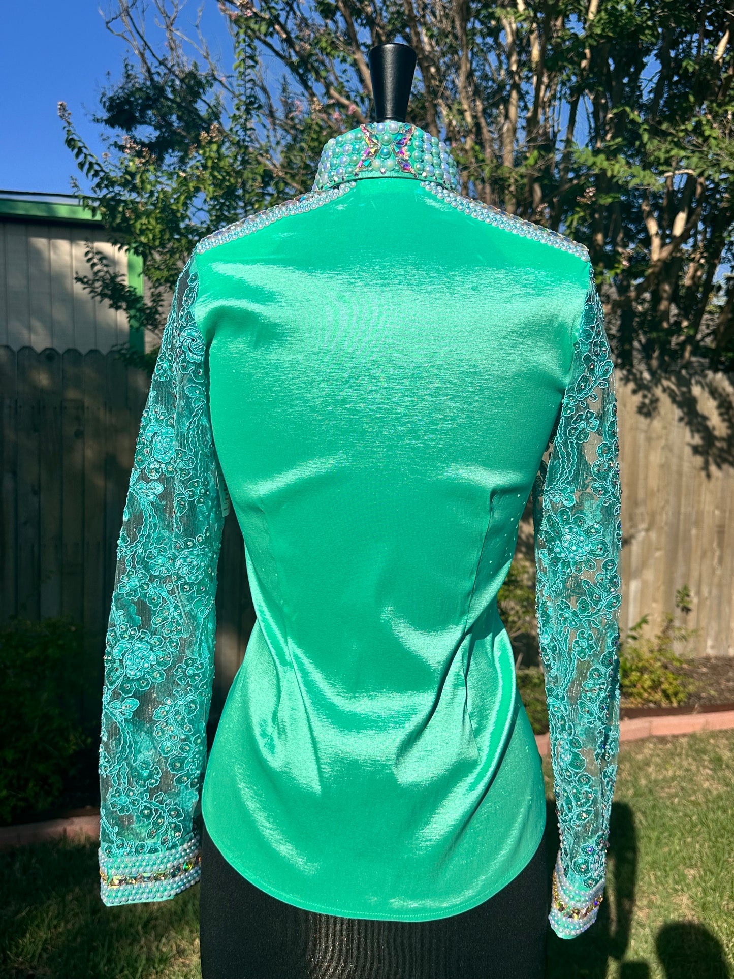 Size small day shirt mint stretch taffeta and lace sleeves hidden zipper