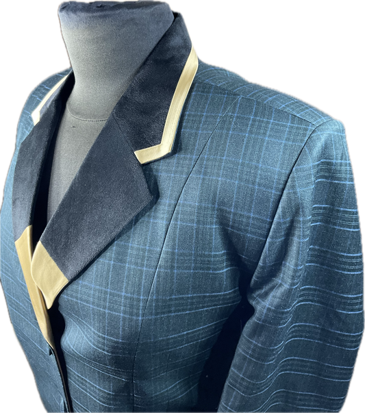 *40 Bust* Hunter green plaid with gold trims.