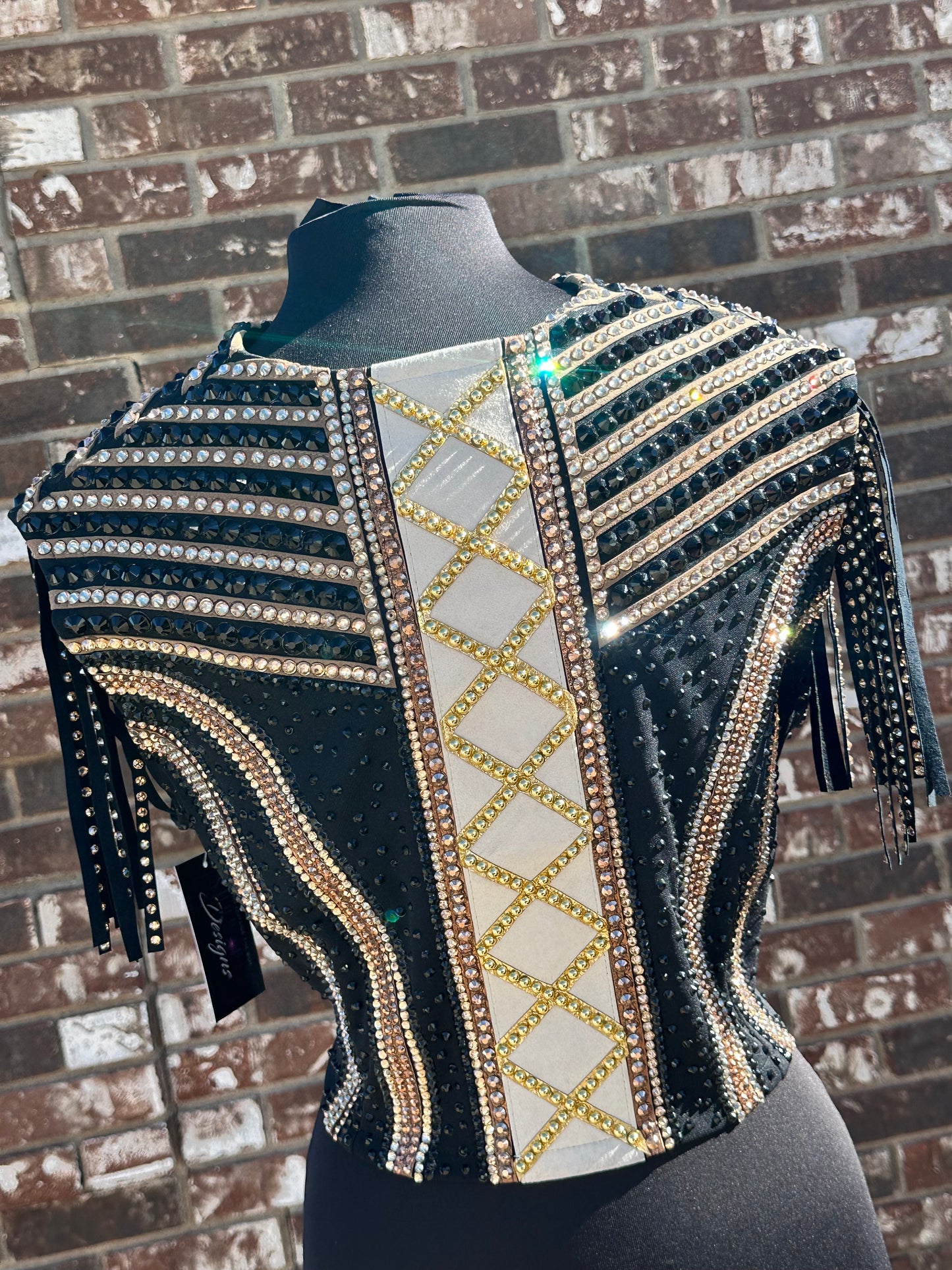 Size XXL vest with black and golds detachable shoulder fringe