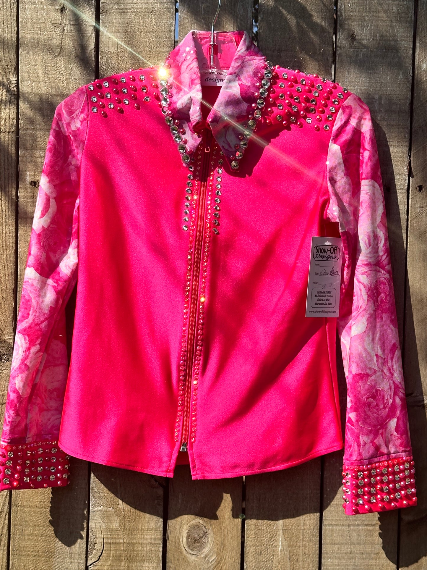 Kids size 8 Bright pink and rose sleeves. GORGEOUS!!!