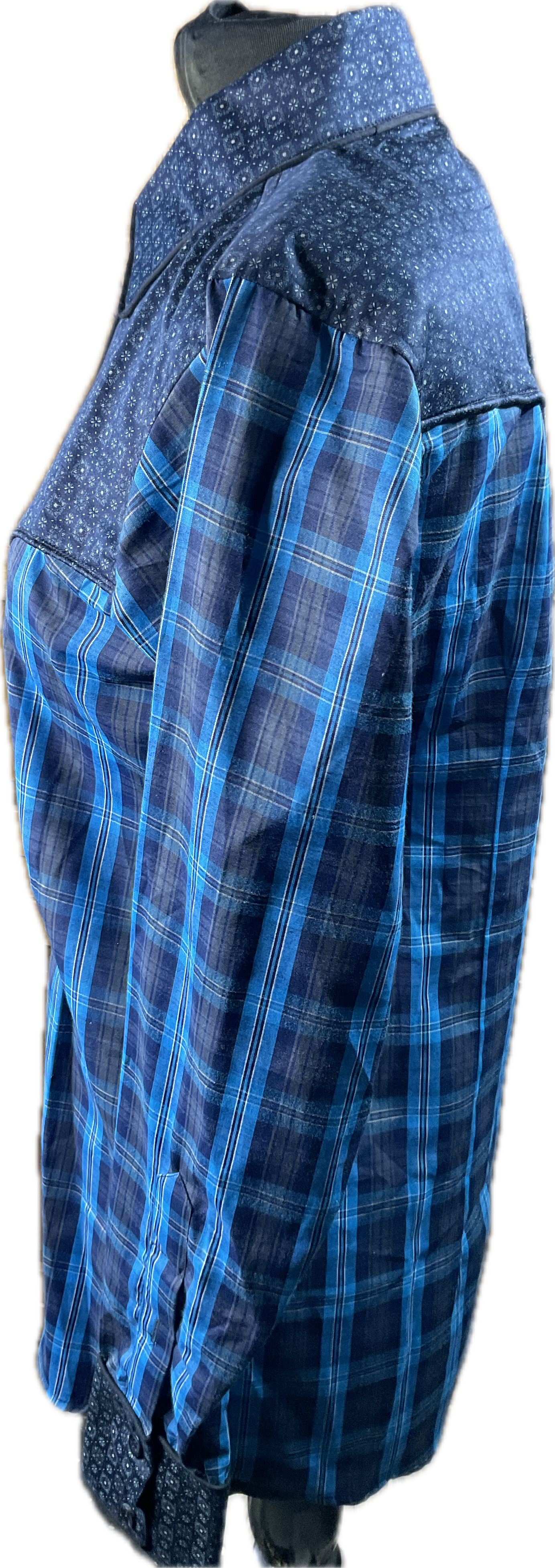 *38 Bust* Western/Ranch button up shirt single collar. Blue plaid with retro design and trims