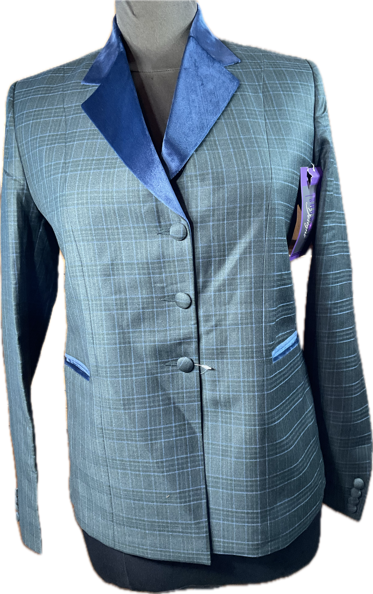 *36 Bust* Hunter green/blue plaid hunt coat, velvet collar and lapel. Hidden zipper behind the buttons.