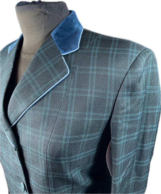 *36 Bust* Black/hunter green plaid hunt coat, velvet collar with sky blue piping. Hidden zipper behind the buttons.