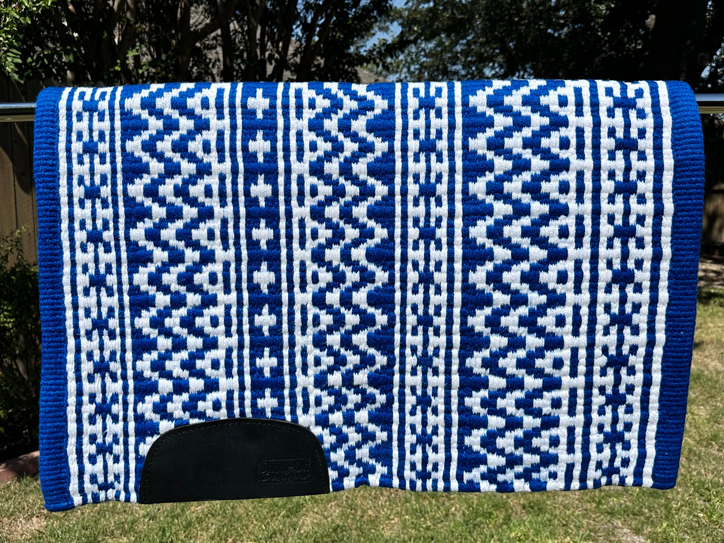 563. Oversized saddle blanket bright royal blue white