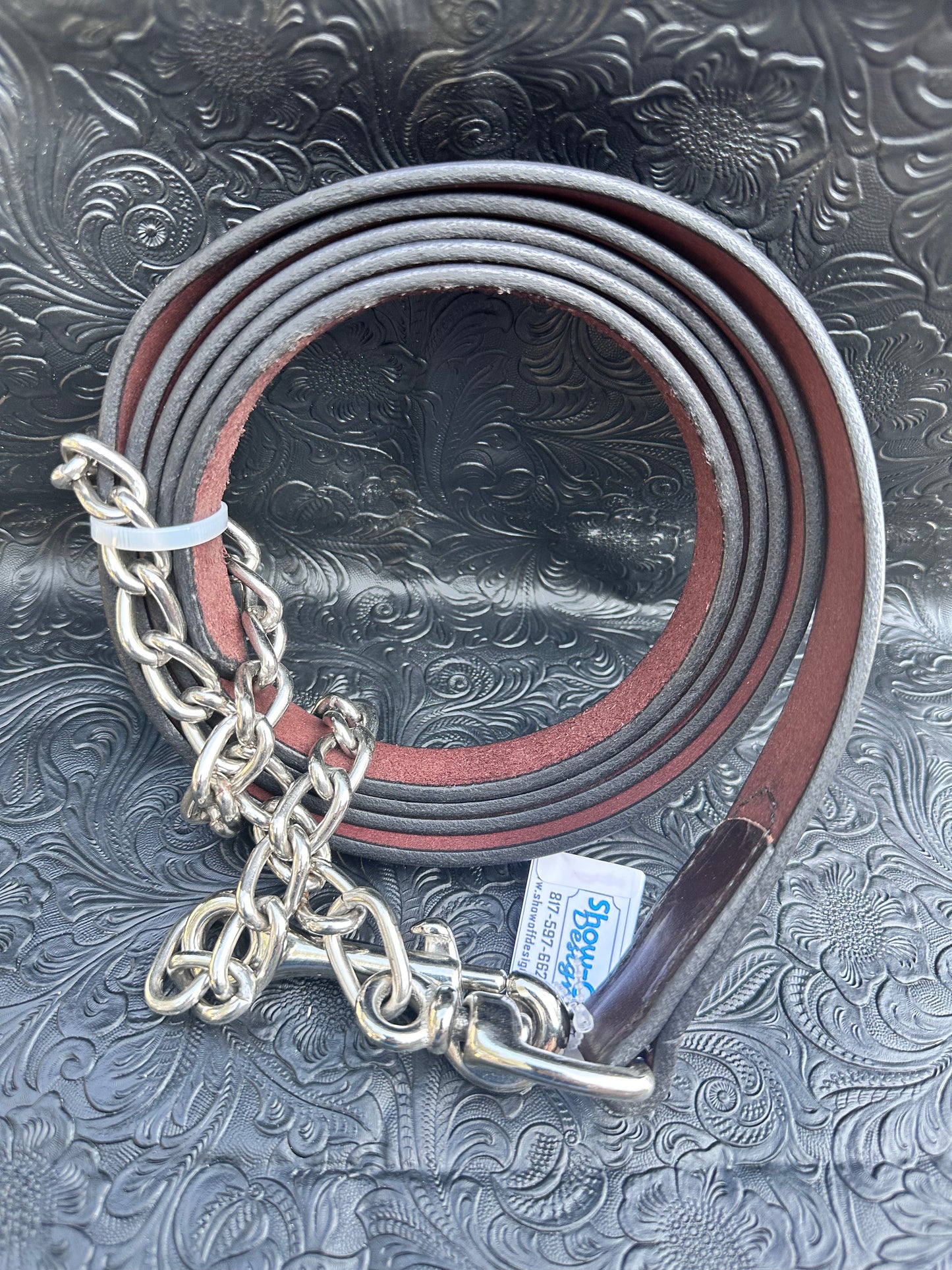 Show lead with chain 20”