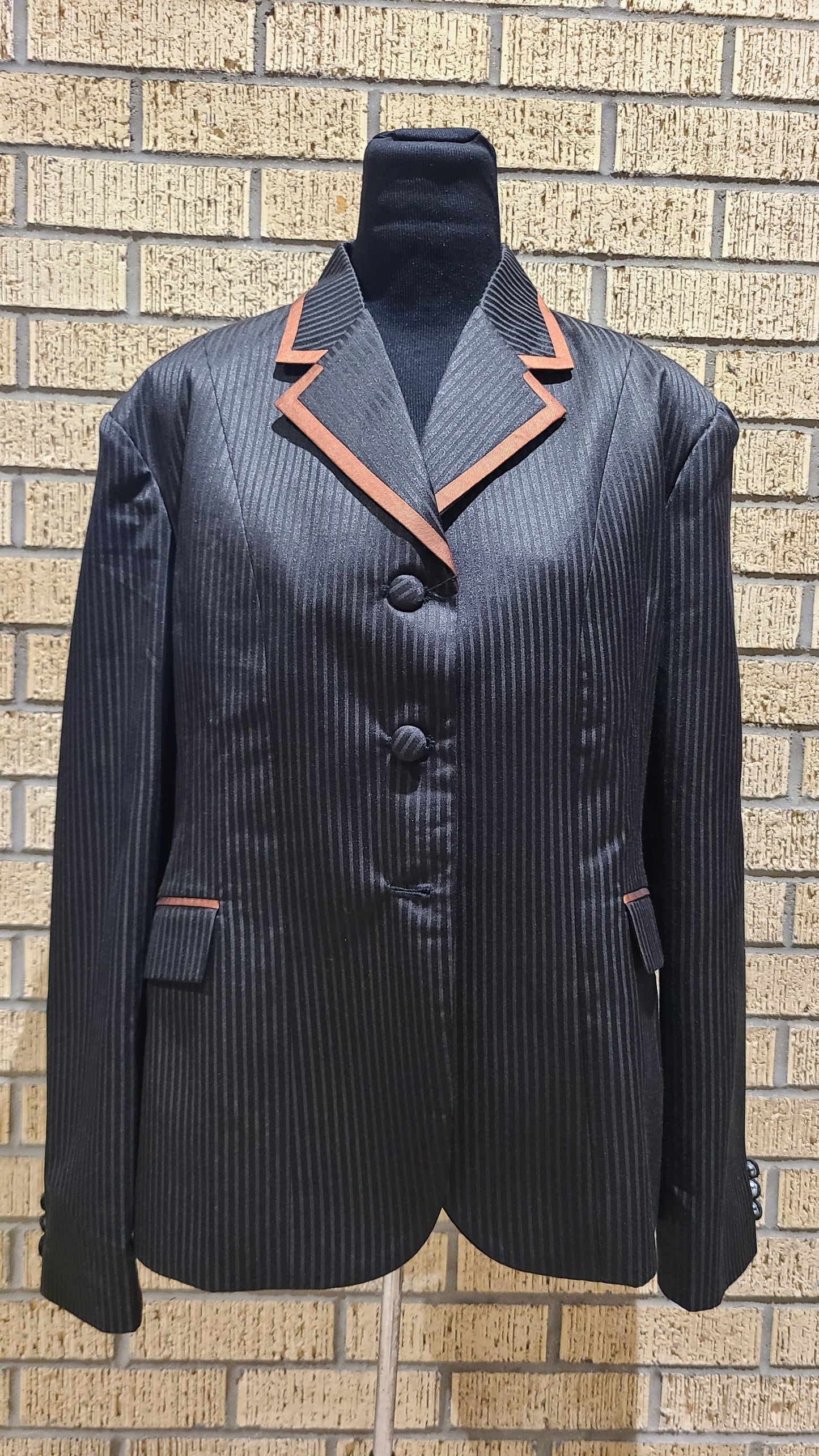 #HR-0110 Black and Rust Hunt Coat Size 26