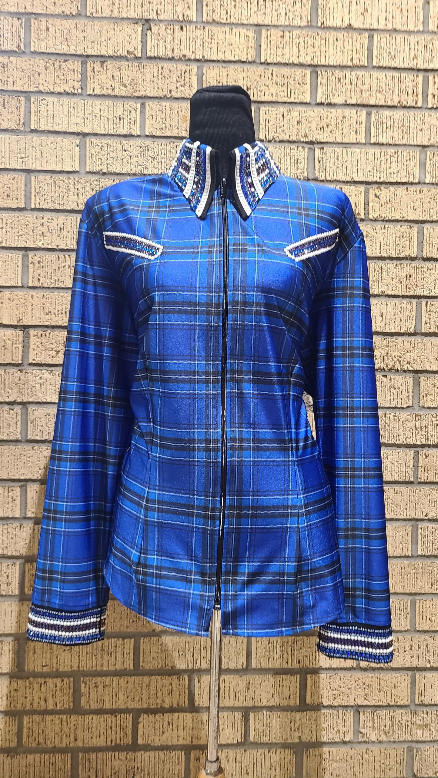 XL Blue and Black Plaid Day Shirt stretch with white